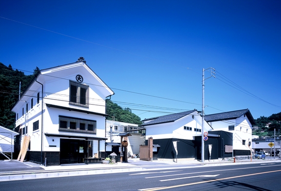 尾澤酒造場の写真