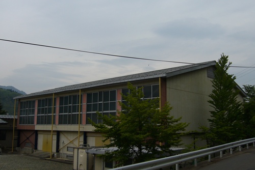 篠ノ井村山健康スポーツセンターの外観です。