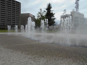 長野駅東口公園の噴水