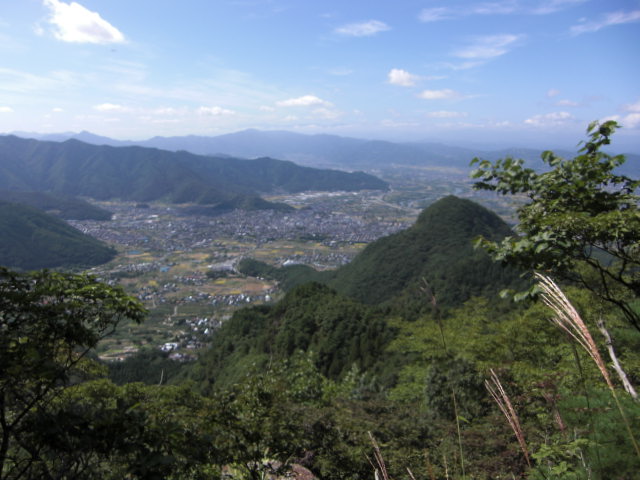 奇妙山から見た松代地区の写真