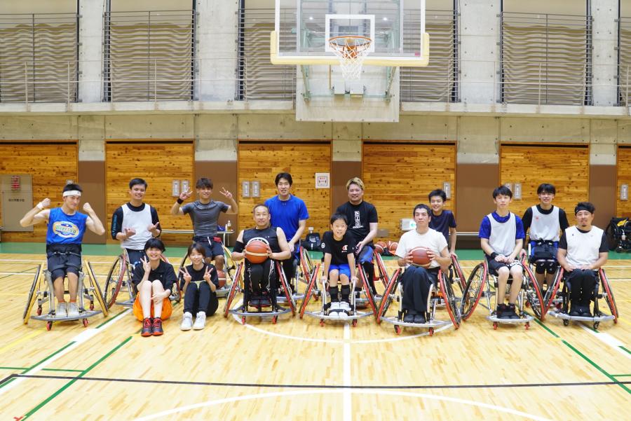 K9長野車椅子バスケットボールクラブの皆さんの写真