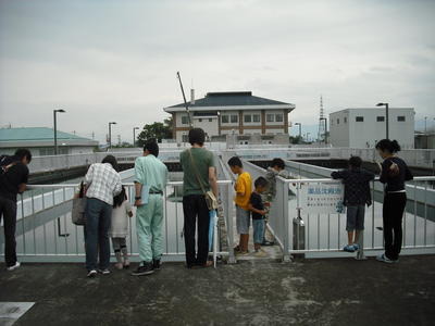 犀川浄水場見学の様子2