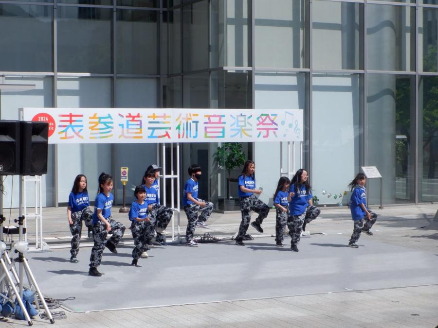R-crew