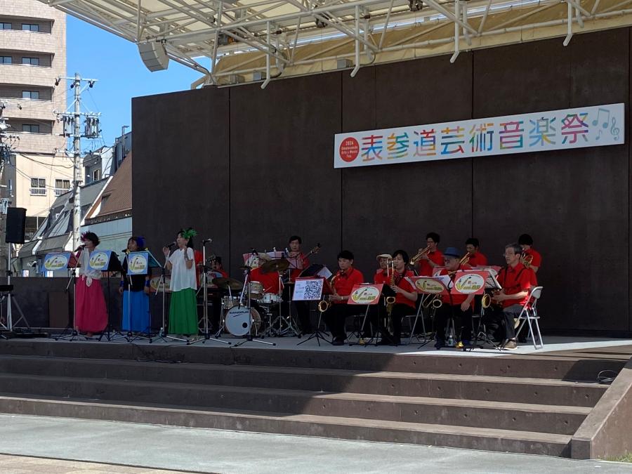 あっぷる☆jazz楽団