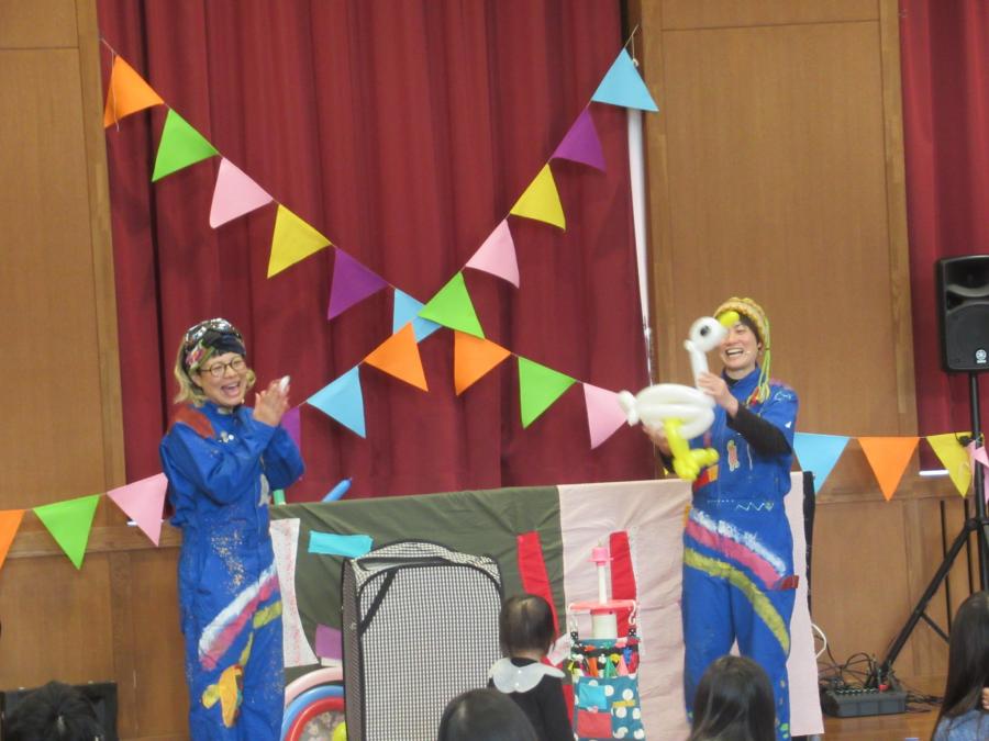 アヒルのバルーンアートの写真