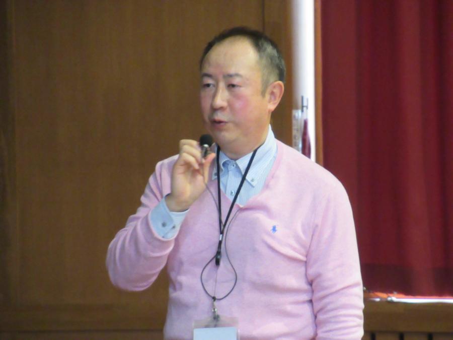 講師の中村係長の写真