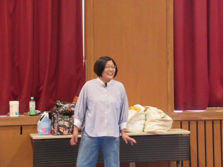 わらべ歌の講師の写真