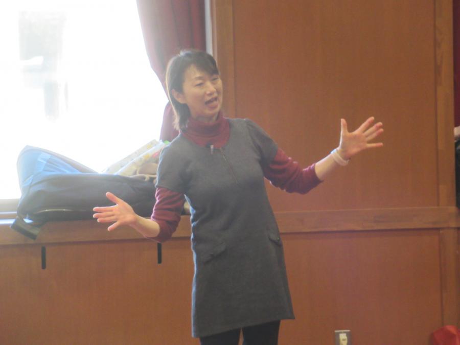 講師の一人の山岸利香さんの写真