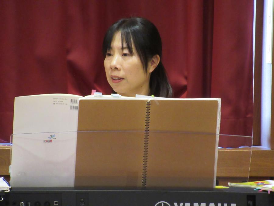 講師の一人の千野佳月子さんの写真