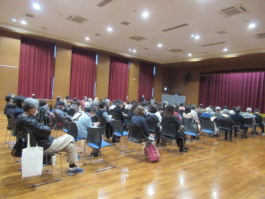 開演前の会場の様子