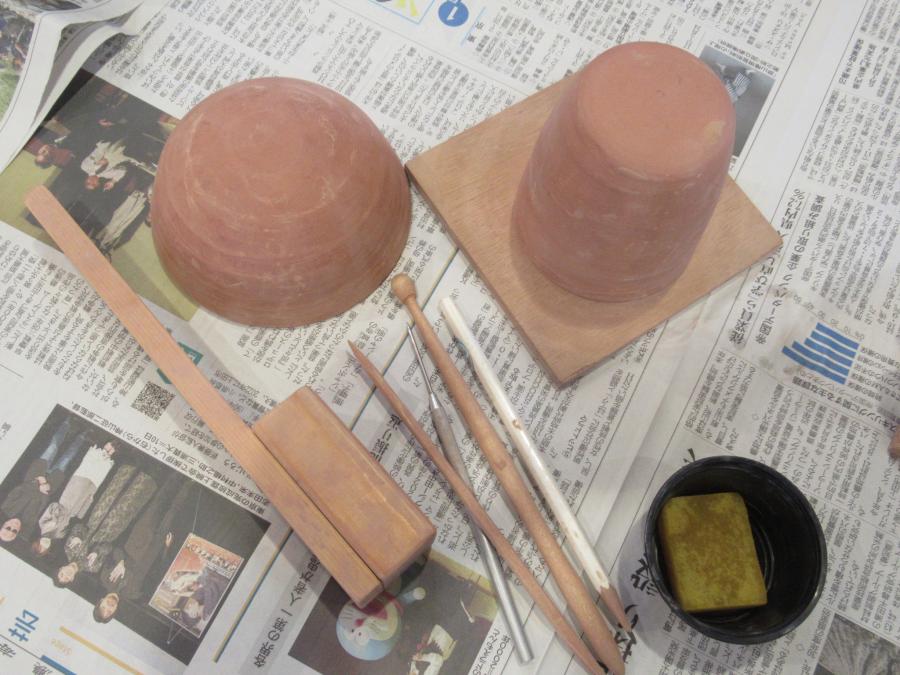 使う道具を並べた写真