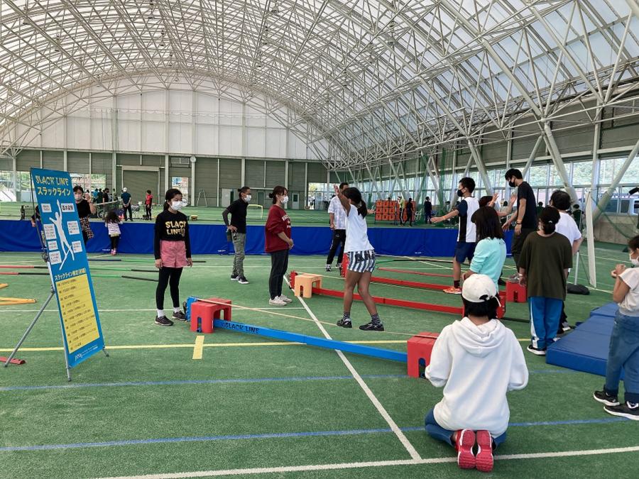 フェスティバルの様子（スラックライン）