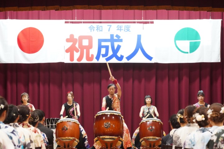 太鼓の演奏