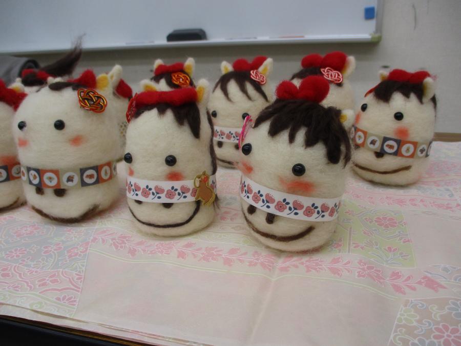 講座の様子》11月14日羊毛フェルト体験 - 長野市公式ホームページ