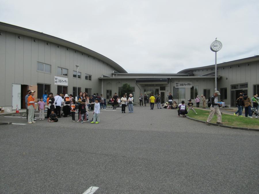 参加者参集の様子