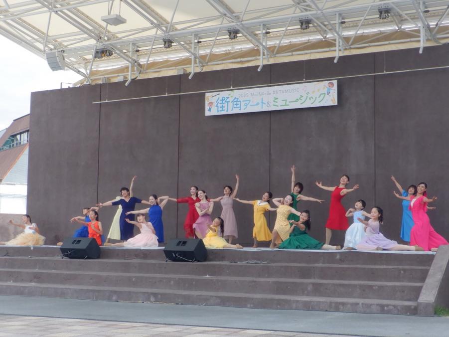 ダンススタジオBeCast 