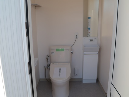 トイレ2
