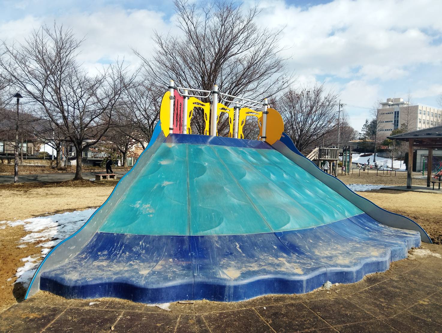城山公園の遊具