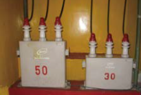 高圧コンデンサーの写真