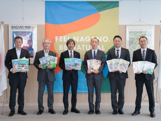 児童用図書贈呈式