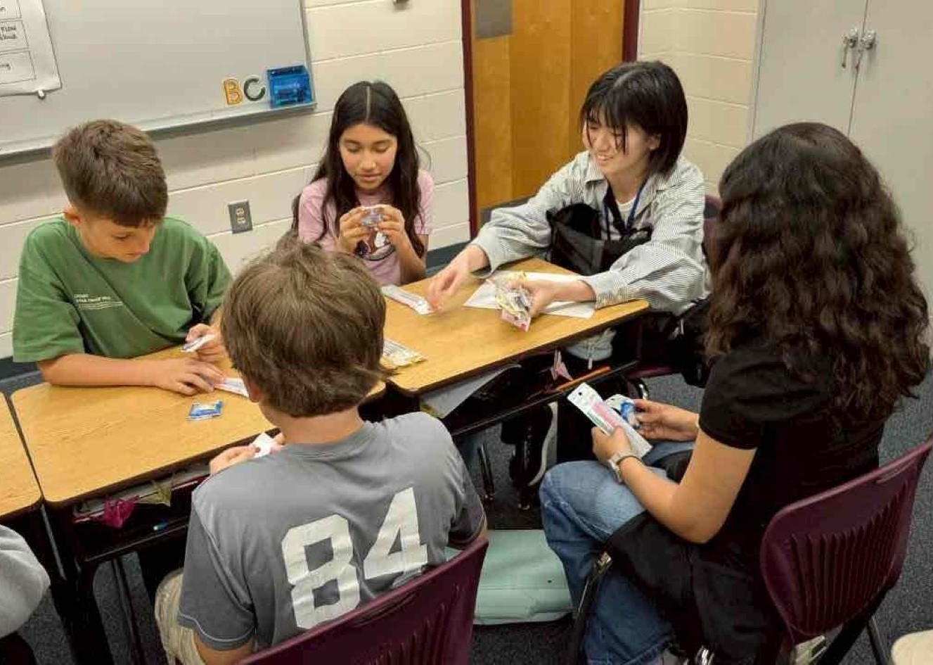 学校での交流の様子の写真
