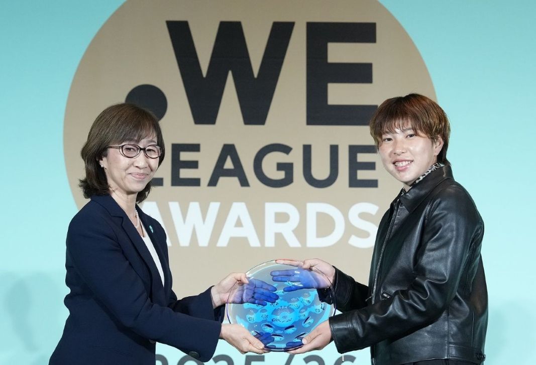 「2025／26WEリーグSocial Impact(ソーシャルインパクト)賞」受賞写真