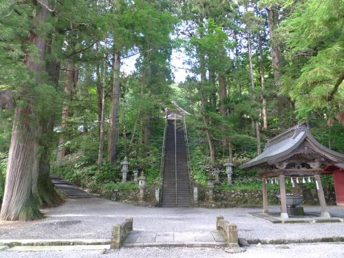 戸隠神社中社