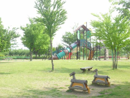 赤沼公園広場