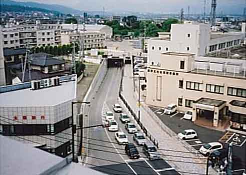 辰巳隧道の写真