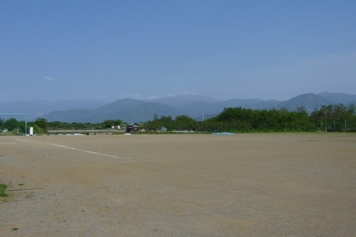 安茂里運動場です。