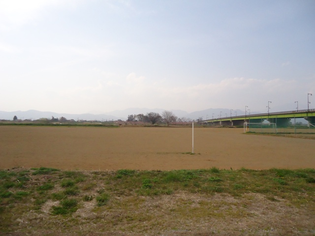 西寺尾運動場風景