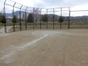 若穂中央公園運動場です