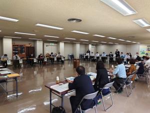 第1回上下水道事業経営審議会の様子