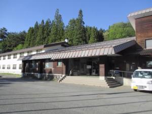 錬成センターの新館入口